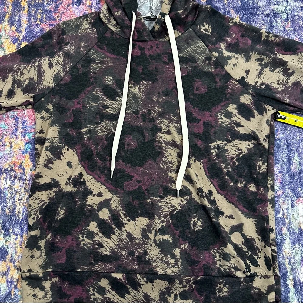 White Birch Tie‎ Dye Hooded Pullover Sweatshirt Size M